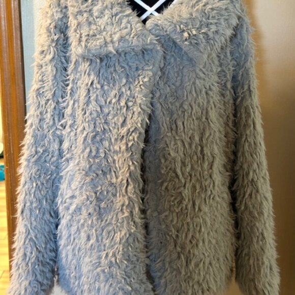 boutique Jackets & Blazers - Grey Teddy Bear Faux Fur Jacket